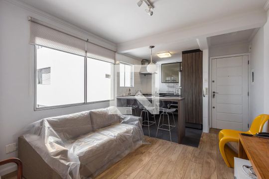 Apartamento para alugar com 1 quarto, 50m² em Sumaré, São Paulo