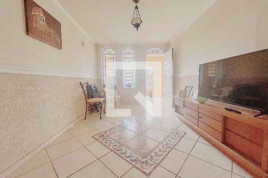 Sala de casa à venda com 3 quartos, 150m² em Vila Nova Teixeira, Campinas