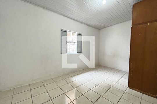 Quarto  de casa à venda com 5 quartos, 175m² em Vila do Encontro, São Paulo