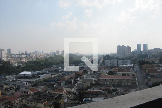 Vista da Sala de apartamento para alugar com 2 quartos, 33m² em Vila Pierina, São Paulo