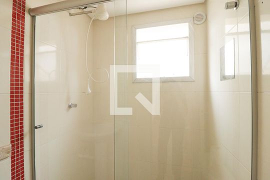 Banheiro Social de apartamento para alugar com 2 quartos, 85m² em Vila Paulicéia, São Paulo