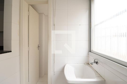 Área de Serviço de apartamento para alugar com 2 quartos, 85m² em Vila Paulicéia, São Paulo