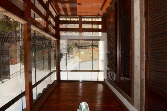 Varanda do Quarto 1 Suite de casa de condomínio à venda com 4 quartos, 300m² em Vila Kosmos, Rio de Janeiro