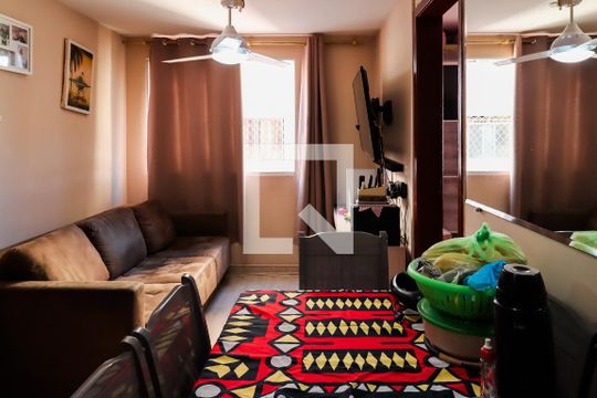 Sala de apartamento à venda com 3 quartos, 69m² em São João Clímaco, São Paulo