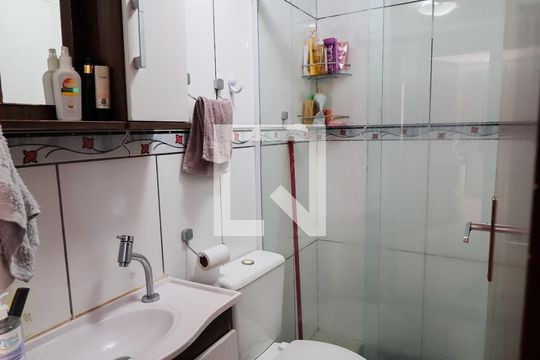 Banheiro de apartamento à venda com 3 quartos, 69m² em São João Clímaco, São Paulo