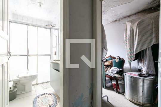 Banheiro de casa à venda com 3 quartos, 96m² em Vila Gomes Cardim, São Paulo