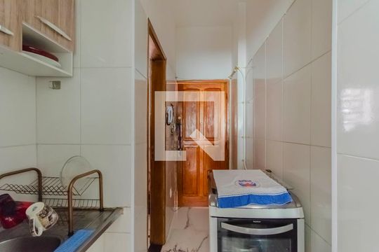 Cozinha de apartamento à venda com 1 quarto, 35m² em Sé, São Paulo