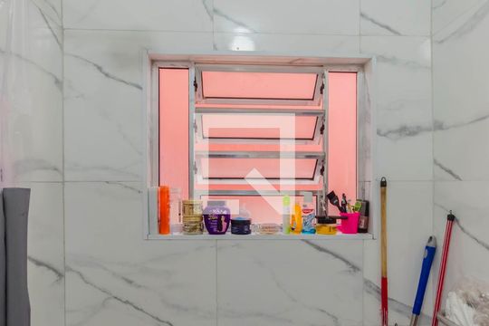 Banheiro de apartamento à venda com 1 quarto, 35m² em Sé, São Paulo