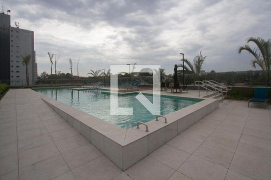 Piscina de kitnet/studio para alugar com 1 quarto, 24m² em Santo Amaro, São Paulo