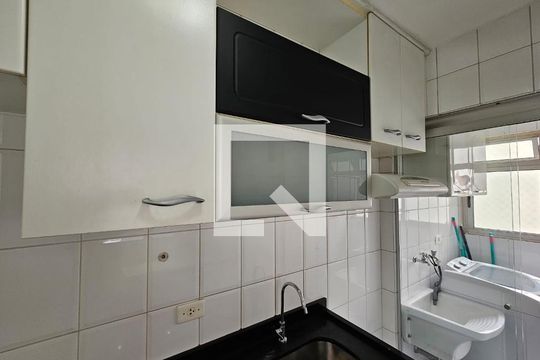 Cozinha - Armários de apartamento para alugar com 2 quartos, 47m² em Jardim Ampliacao, São Paulo