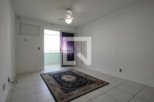 Sala de apartamento à venda com 2 quartos, 77m² em Jacarepaguá, Rio de Janeiro