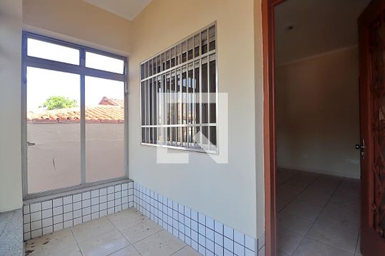 Área Externa de casa à venda com 2 quartos, 60m² em Vila Sao Pedro, Santo André