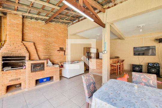 Quintal de casa para alugar com 4 quartos, 400m² em Jardim Paulista, São José dos Campos