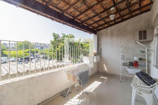 Área de Serviço de casa de condomínio à venda com 3 quartos, 210m² em Jardim Guanabara, Rio de Janeiro