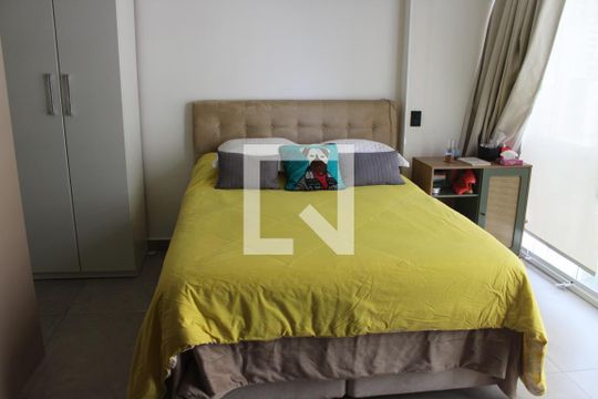 Quarto de kitnet/studio à venda com 1 quarto, 48m² em Barra Funda, São Paulo