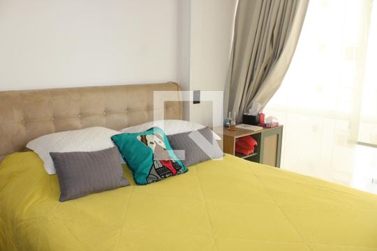 Quarto de kitnet/studio à venda com 1 quarto, 48m² em Barra Funda, São Paulo