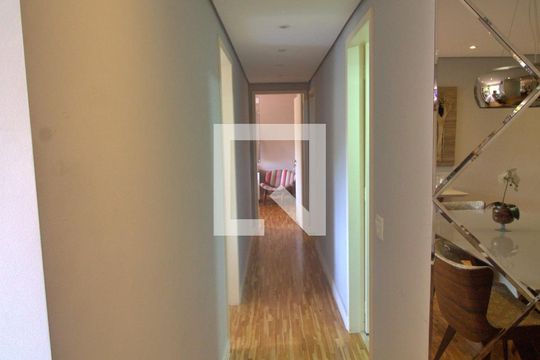 Corredor  de apartamento para alugar com 3 quartos, 96m² em Jardim Ampliacao, São Paulo