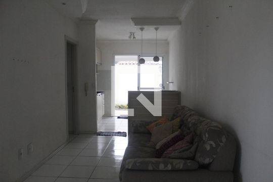 Sala de casa de condomínio para alugar com 2 quartos, 51m² em Terra Nova, Viamão