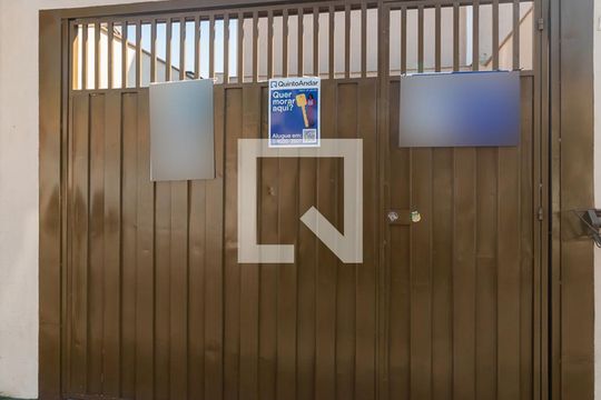 Fachada de casa de condomínio para alugar com 3 quartos, 85m² em , Mogi das Cruzes