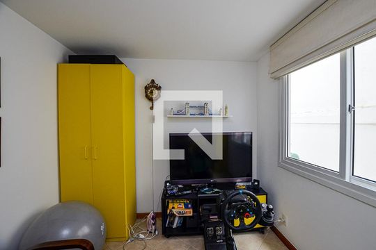 QUarto de casa à venda com 5 quartos, 380m² em Mata Paca, Niterói