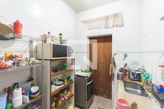 Cozinha 1 (primeiro andar) de casa à venda com 5 quartos, 250m² em Grajaú, Rio de Janeiro