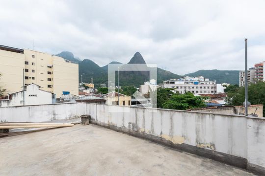 Terraço de casa à venda com 5 quartos, 250m² em Grajaú, Rio de Janeiro