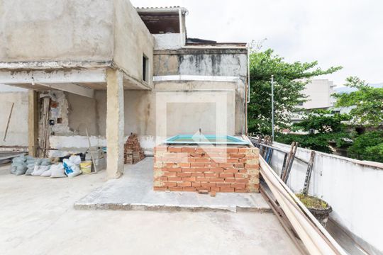 Terraço de casa à venda com 5 quartos, 250m² em Grajaú, Rio de Janeiro