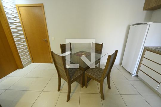 Mesa de kitnet/studio para alugar com 1 quarto, 50m² em Setor Oeste, Goiânia