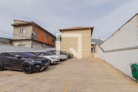 Garagem de casa de condomínio à venda com 2 quartos, 58m² em Pestana, Osasco