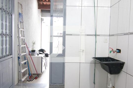 Área de Serviço de casa para alugar com 1 quarto, 40m² em Vila Sao Francisco, São Paulo