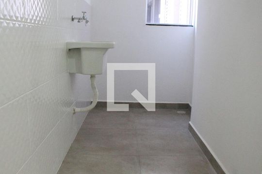 Área de Serviço de kitnet/studio à venda com 2 quartos, 40m² em Vila Romero, São Paulo