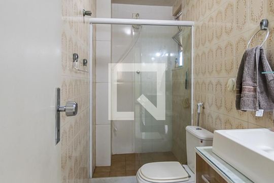 Banheiro de apartamento à venda com 2 quartos, 93m² em Penha Circular, Rio de Janeiro