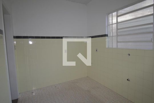 Cozinha e Área de Serviço de casa à venda com 5 quartos, 260m² em Centro, Canoas