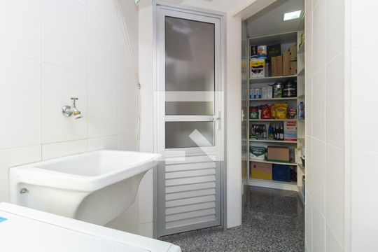 Área comum de apartamento para alugar com 4 quartos, 160m² em Palmares, Belo Horizonte