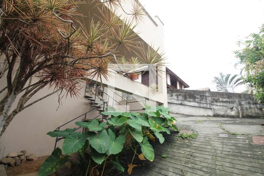 Garagem  de casa de condomínio à venda com 4 quartos, 500m² em Anil, Rio de Janeiro