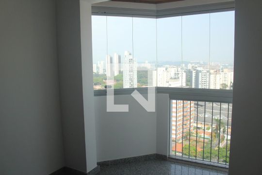 Sacada de apartamento à venda com 3 quartos, 130m² em Vila Sofia, São Paulo