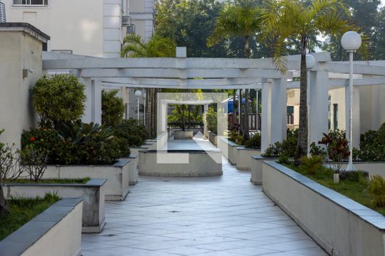 Área comum de apartamento para alugar com 3 quartos, 75m² em Barreto, Niterói
