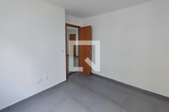 Quarto 2 de apartamento para alugar com 2 quartos, 48m² em Jardim Esmeraldina, Campinas