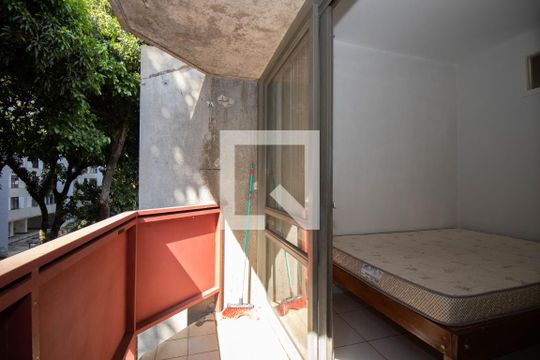Sacada de kitnet/studio para alugar com 1 quarto, 28m² em Cln 313, Brasília