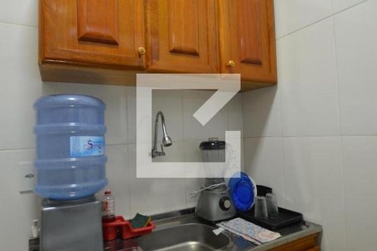Cozinha de apartamento para alugar com 2 quartos, 50m² em Vaz Lobo, Rio de Janeiro