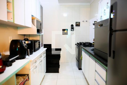 Cozinha de casa à venda com 3 quartos, 165m² em Vila Curuca, Santo André