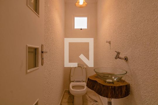 Lavabo de casa para alugar com 2 quartos, 250m² em Planalto Paulista, São Paulo