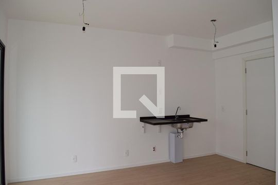Sala/Quarto/Cozinha integrados de kitnet/studio à venda com 1 quarto, 30m² em Sumaré, São Paulo