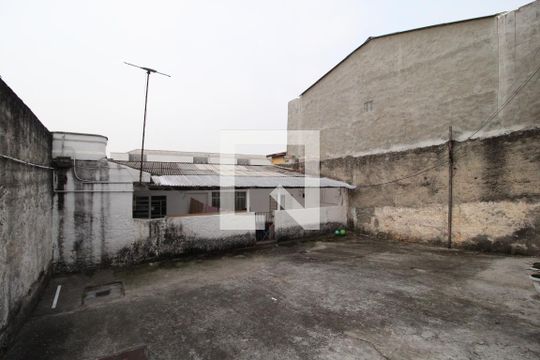 Quintal de casa à venda com 4 quartos, 500m² em Vila Ré, São Paulo