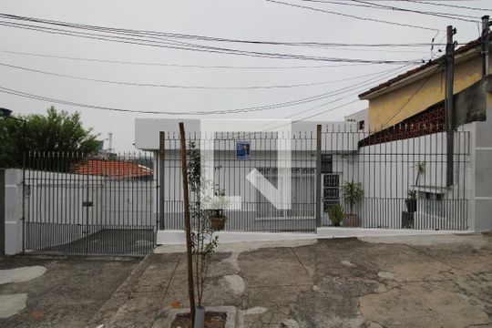 Fachada de casa à venda com 4 quartos, 500m² em Vila Ré, São Paulo
