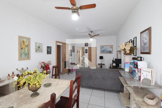 Casa à venda com 4 quartos, 500m² em Vila Ré, São Paulo