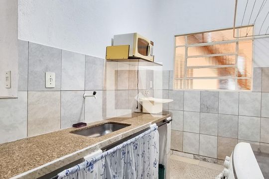 Cozinha de kitnet/studio para alugar com 1 quarto, 44m² em Parque Res. Flamboyant, São José dos Campos