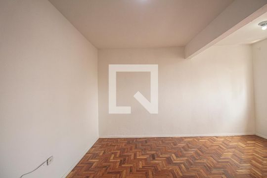 Sala/Quarto de apartamento para alugar com 0 quarto, 47m² em Liberdade, São Paulo