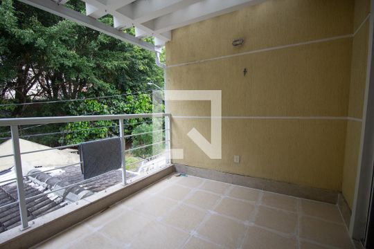 Sacada da Suíte 1 de casa de condomínio à venda com 4 quartos, 340m² em Vargem Grande, Rio de Janeiro