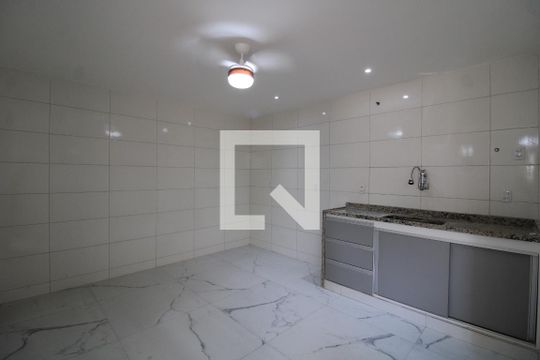 Cozinha de casa de condomínio à venda com 3 quartos, 120m² em Anil, Rio de Janeiro